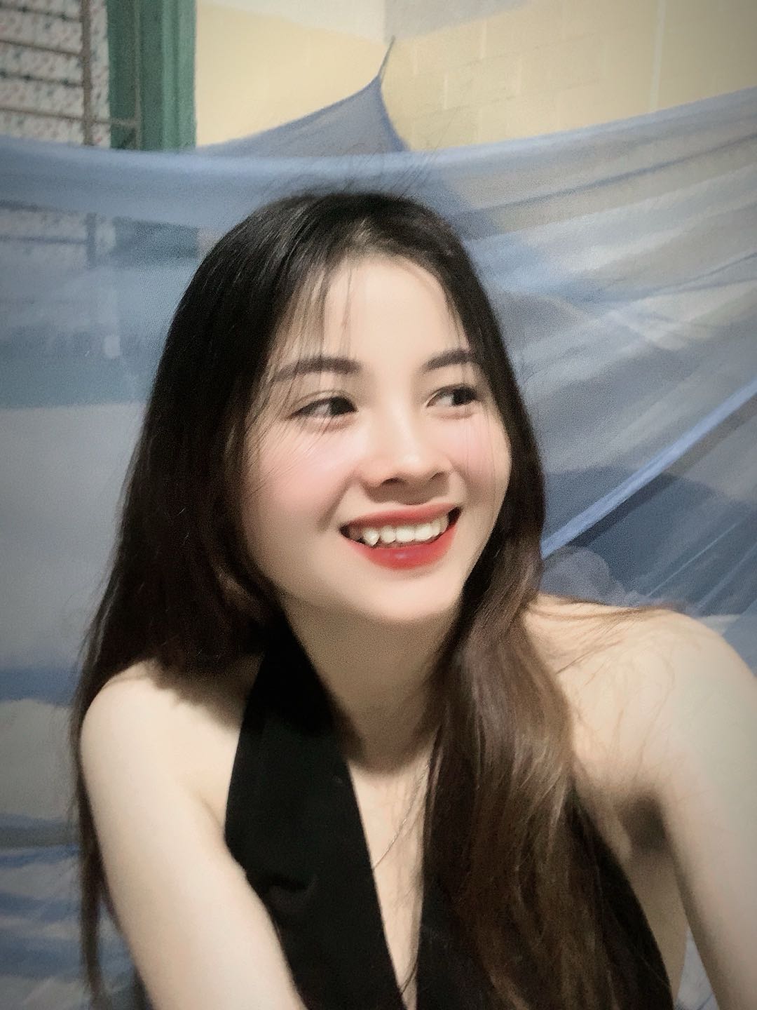 Aly from Vietnam